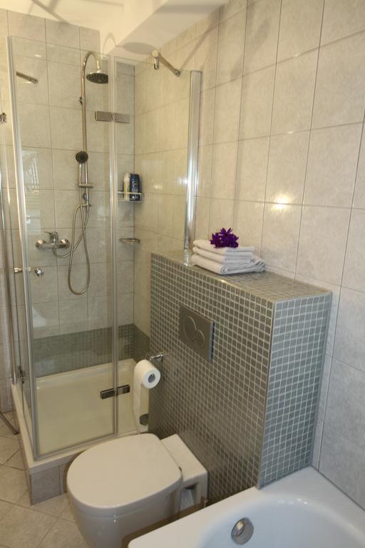 Koeln-Kerpen Boutique-Ferienwohnungen Angela & Maurizio Ngoại thất bức ảnh